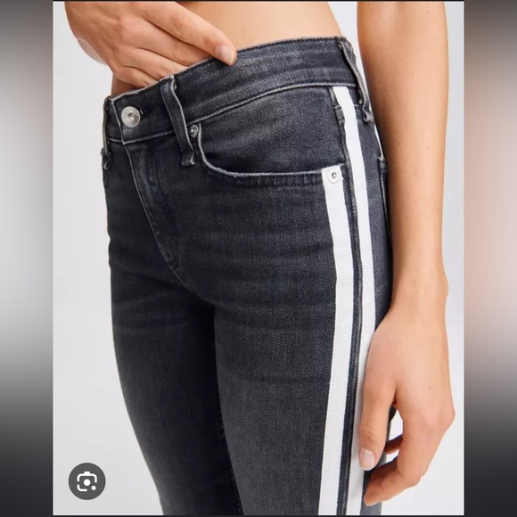 Rag & bone CATE MID-RISE FLARE jeans with racer stripe. Size 24 - Picture 2 of 5